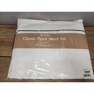 Brooklinen Classic Piped Percale Core Queen Sheet Set White Slate
